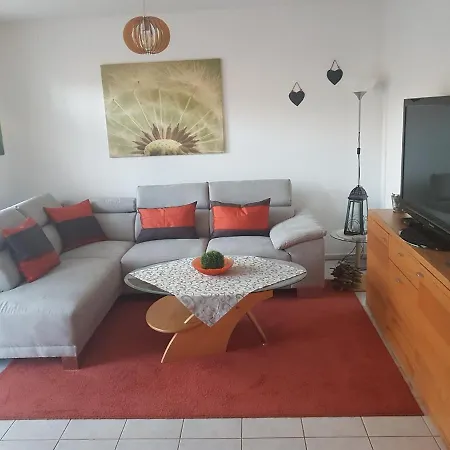 Bernsteinpark Nur 350 M Zum Kilometerlangen Sandstrand